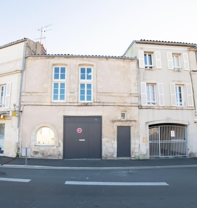 Maison Type Loft - Avec Parking En Plein Centre Λα Ροσέλ Εξωτερικό φωτογραφία